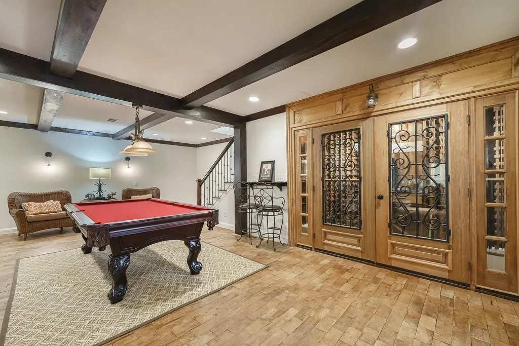 450 Heards Ferry Road, Sandy Springs, Georgia 30328, 7 Bedrooms Bedrooms, ,7 BathroomsBathrooms,Residential,Sold,450 Heards Ferry Road,6939802