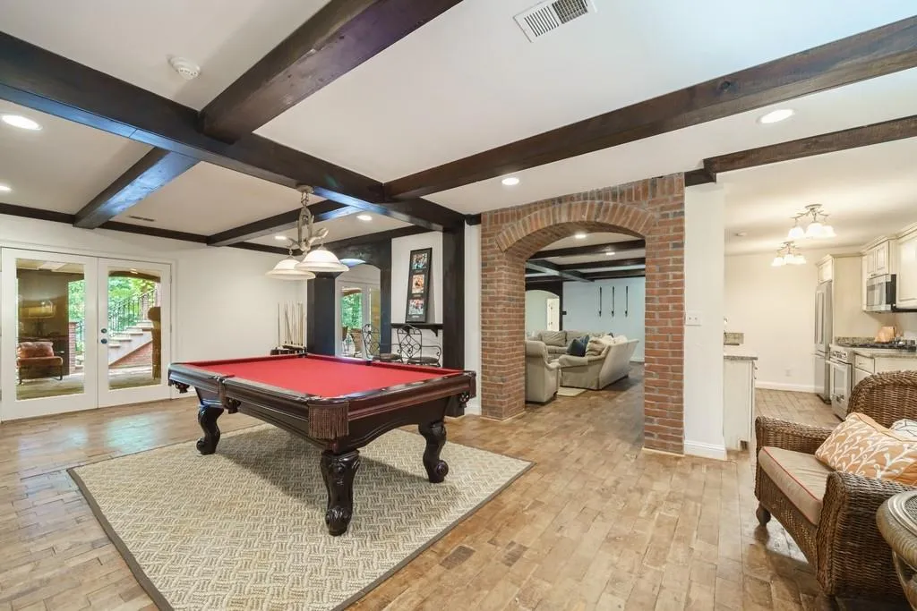450 Heards Ferry Road, Sandy Springs, Georgia 30328, 7 Bedrooms Bedrooms, ,7 BathroomsBathrooms,Residential,Sold,450 Heards Ferry Road,6939802