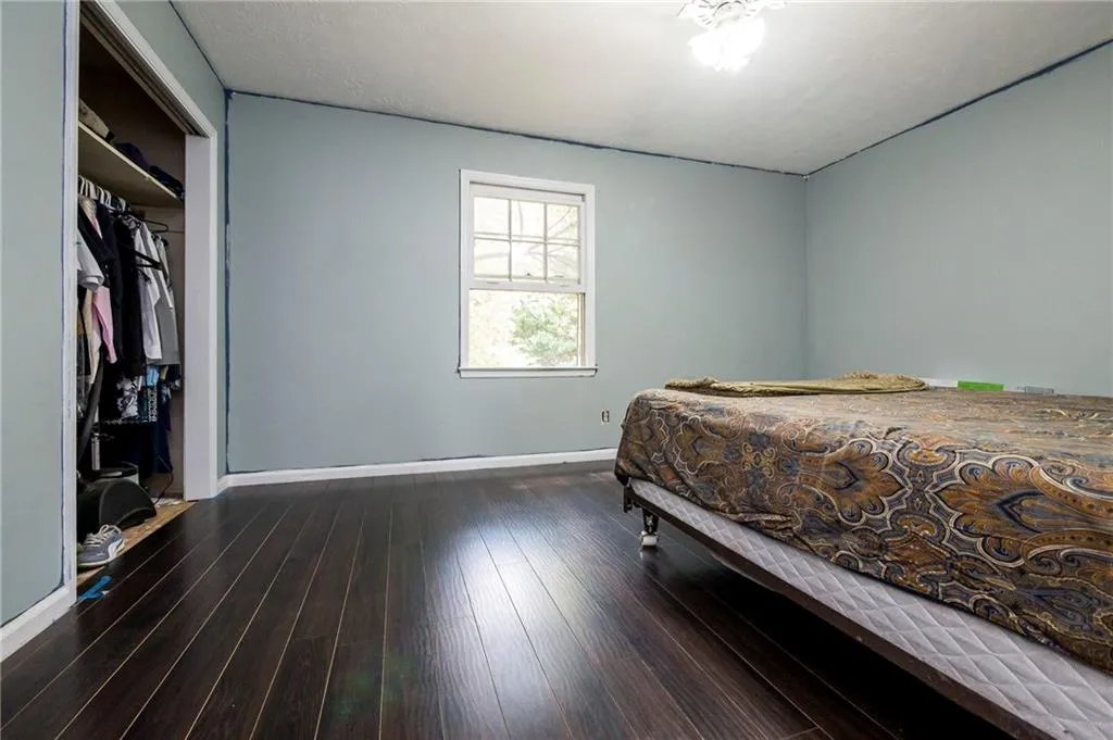 6700 Roswell Road Unit 30c, Atlanta, Georgia 30328, 2 Bedrooms Bedrooms, ,1 BathroomBathrooms,Residential,Sold,6700 Roswell Road Unit 30c,5833370