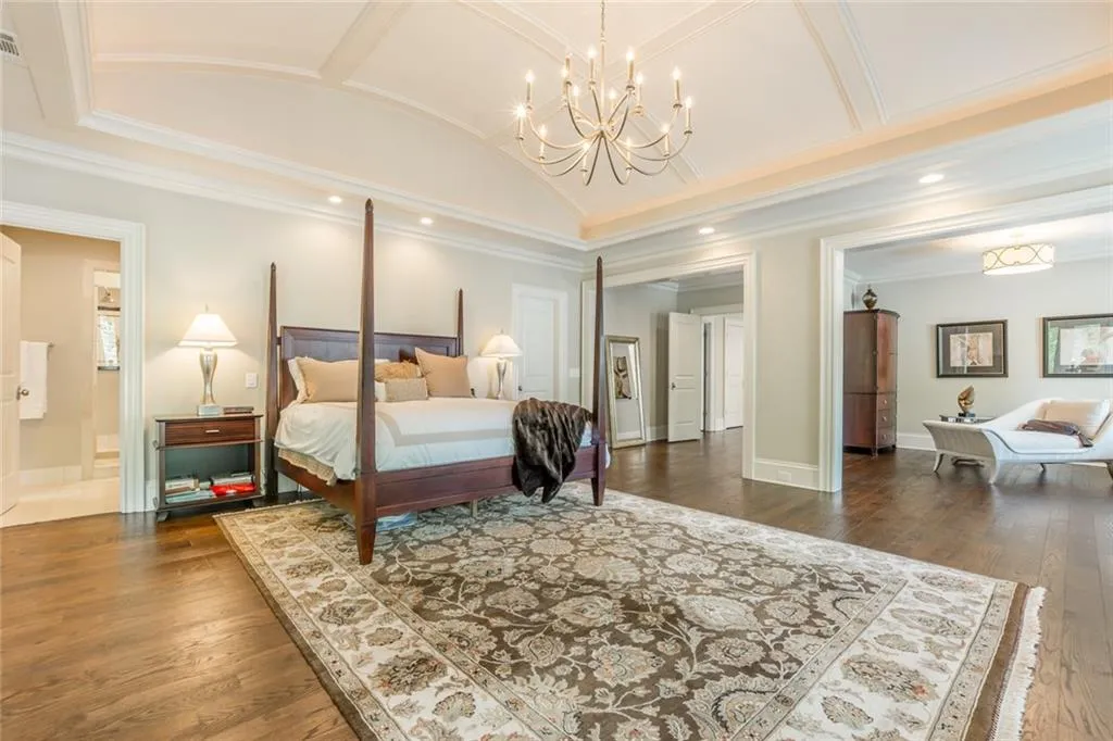 215 Rivermere Way, Sandy Springs, Georgia 30350, 5 Bedrooms Bedrooms, ,5 BathroomsBathrooms,Residential,Sold,215 Rivermere Way,6545833