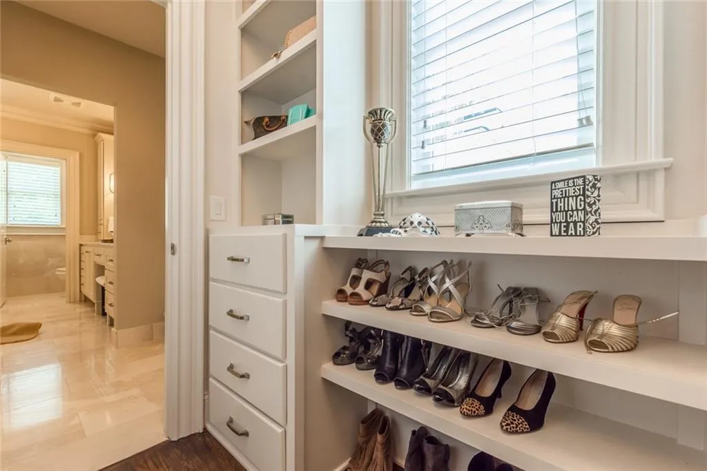 215 Rivermere Way, Sandy Springs, Georgia 30350, 5 Bedrooms Bedrooms, ,5 BathroomsBathrooms,Residential,Sold,215 Rivermere Way,6545833
