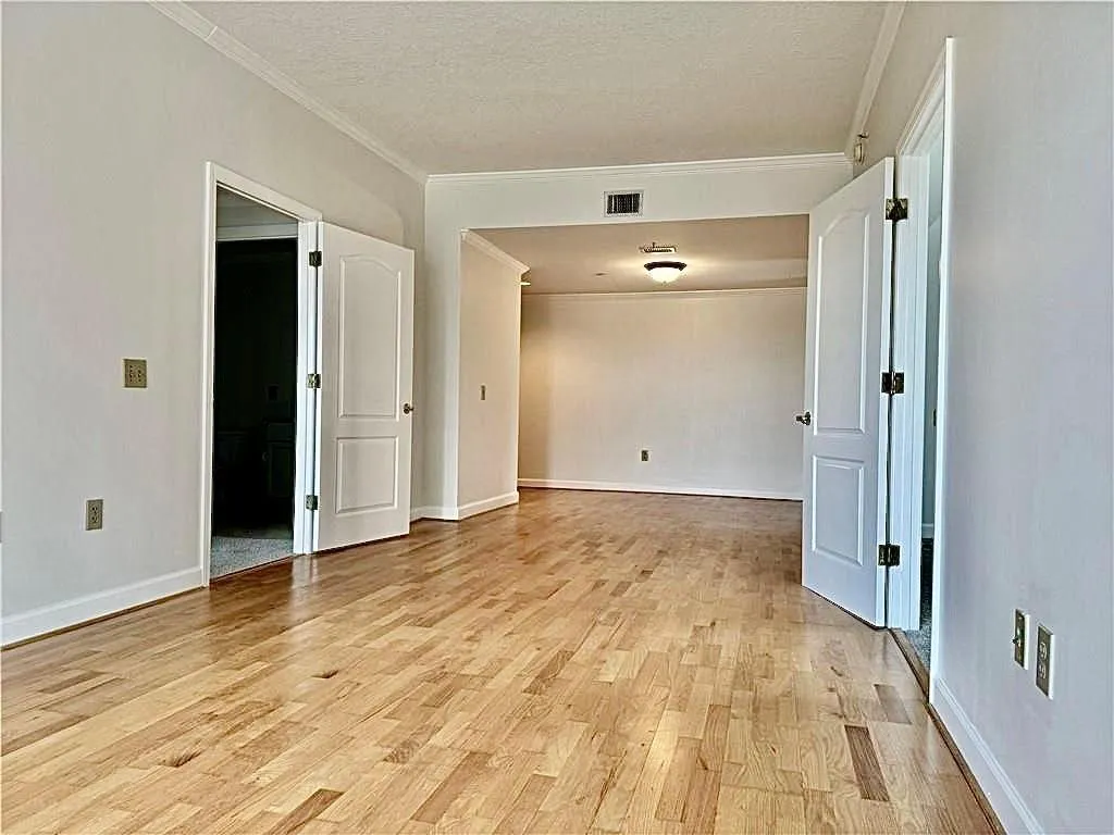 195 14th Street Ne Unit 1005, Atlanta, Georgia 30309, 2 Bedrooms Bedrooms, ,2 BathroomsBathrooms,Residential,For Sale,195 14th Street Ne Unit 1005,7611160