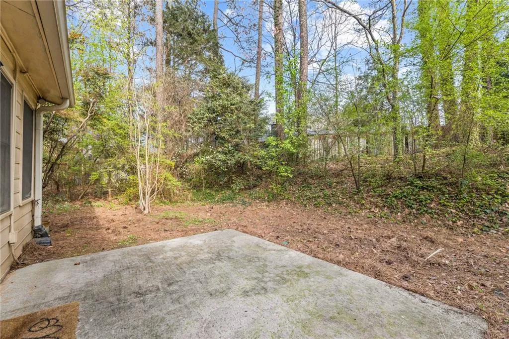 7923 Briar Villa Place, Sandy Springs, Georgia 30350, 3 Bedrooms Bedrooms, ,2 BathroomsBathrooms,Residential,Sold,7923 Briar Villa Place,7189715