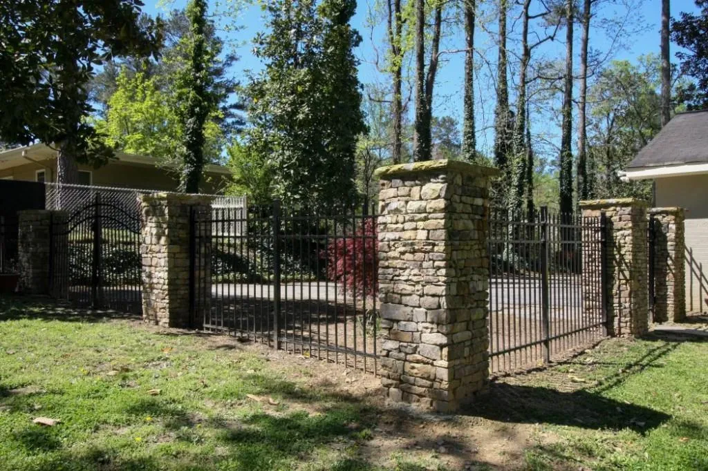 7369 Twin Branch Road, Atlanta, Georgia 30328, 4 Bedrooms Bedrooms, ,3 BathroomsBathrooms,Residential,Sold,7369 Twin Branch Road,5669186