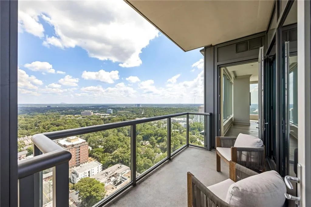 3630 Peachtree Road Ne Unit 2604, Atlanta, Georgia 30326, 2 Bedrooms Bedrooms, 0 ,2 BathroomsBathrooms,Residential,For Sale,3630 Peachtree Road Ne Unit 2604,7813935