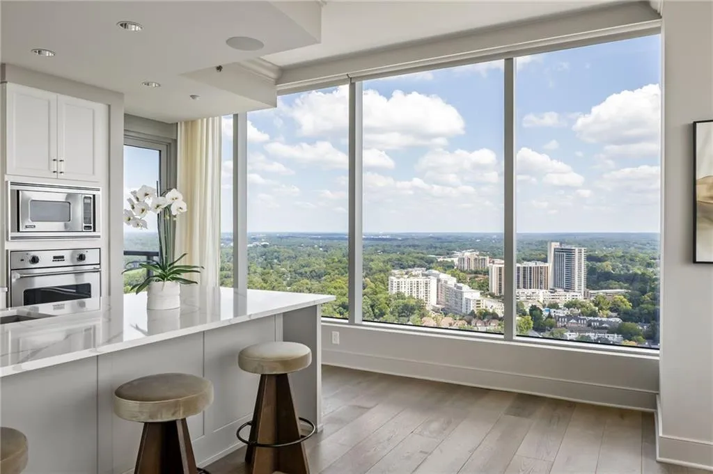 3630 Peachtree Road Ne Unit 2604, Atlanta, Georgia 30326, 2 Bedrooms Bedrooms, 0 ,2 BathroomsBathrooms,Residential,For Sale,3630 Peachtree Road Ne Unit 2604,7813935