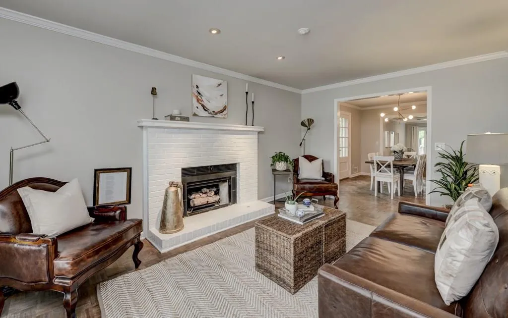 534 Montgomery Ferry Road Unit 534, Atlanta, Georgia 30324, 2 Bedrooms Bedrooms, ,2 BathroomsBathrooms,Residential,Sold,534 Montgomery Ferry Road Unit 534,5836316