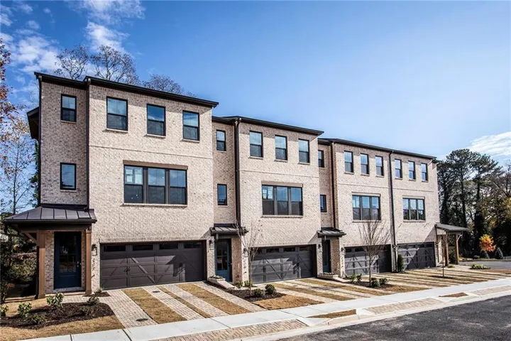 3-Story townhome with modern design located steps away from Downtown Historic Roswell
