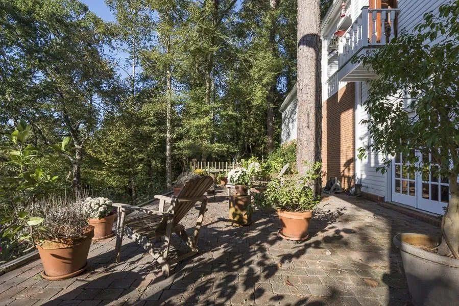 2085 River North Parkway, Sandy Springs, Georgia 30328, 5 Bedrooms Bedrooms, ,4 BathroomsBathrooms,Residential,Sold,2085 River North Parkway,5671250