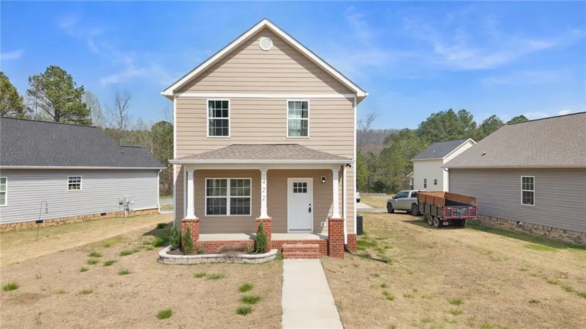 422 Coahulla Creek Drive, Dalton, Georgia 30721