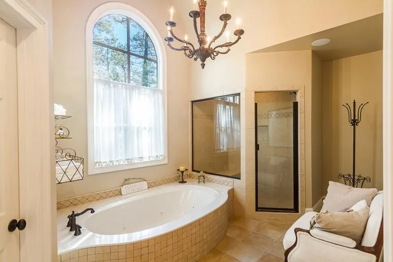 5285 Woodridge Forest Trail, Sandy Springs, Georgia 30327, 4 Bedrooms Bedrooms, ,5 BathroomsBathrooms,Residential,Sold,5285 Woodridge Forest Trail,5778371