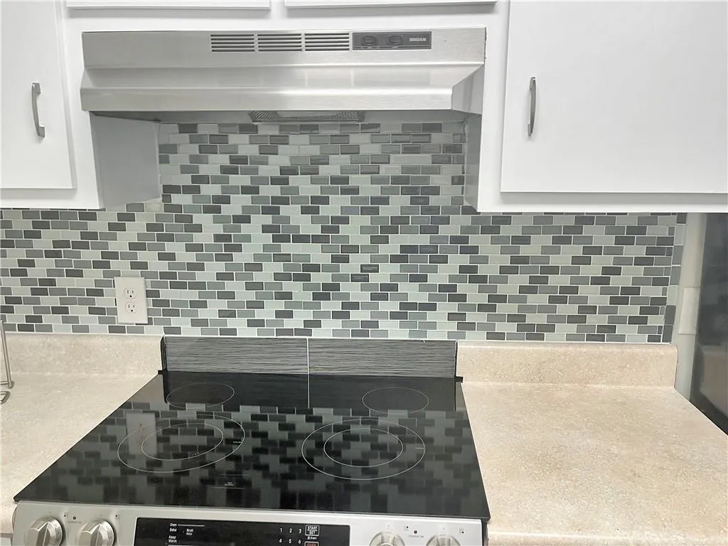 475 Mount Vernon Highway Ne Unit C121, Atlanta, Georgia 30328, 1 Bedroom Bedrooms, ,1 BathroomBathrooms,Residential,For Sale,475 Mount Vernon Highway Ne Unit C121,7644283