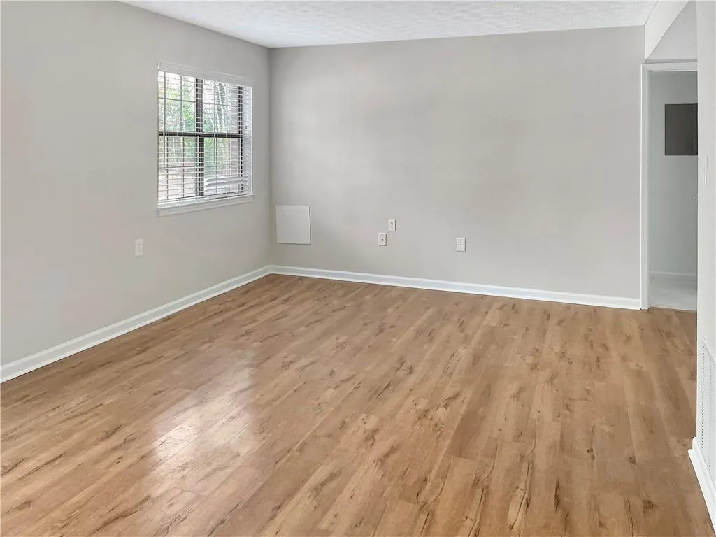 475 Mount Vernon Highway Ne Unit C121, Atlanta, Georgia 30328, 1 Bedroom Bedrooms, ,1 BathroomBathrooms,Residential,For Sale,475 Mount Vernon Highway Ne Unit C121,7644283