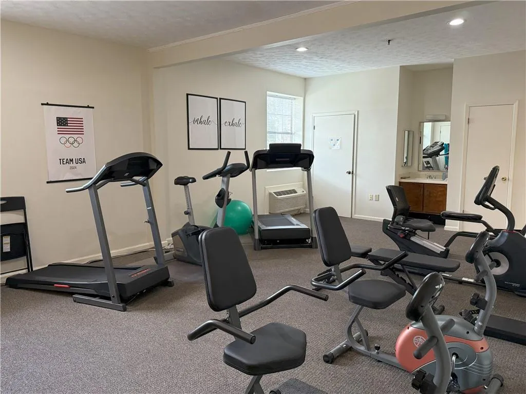 475 Mount Vernon Highway Ne Unit C121, Atlanta, Georgia 30328, 1 Bedroom Bedrooms, ,1 BathroomBathrooms,Residential,For Sale,475 Mount Vernon Highway Ne Unit C121,7644283