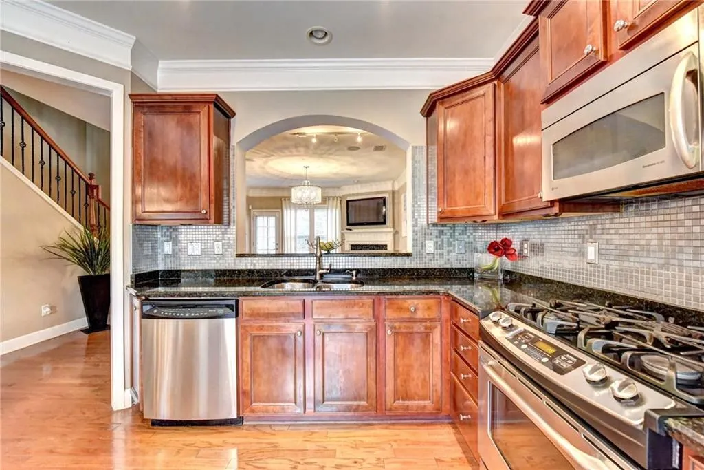 2287 Limehurst Drive Ne, Brookhaven, Georgia 30319, 3 Bedrooms Bedrooms, ,3 BathroomsBathrooms,Residential,Sold,2287 Limehurst Drive Ne,5968345