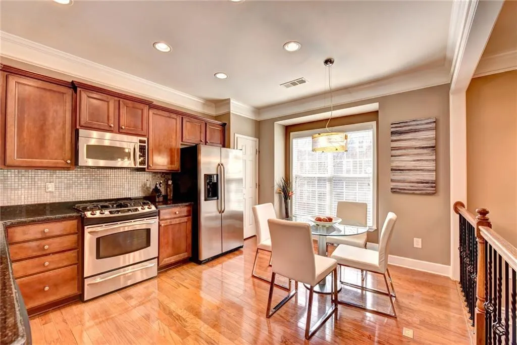 2287 Limehurst Drive Ne, Brookhaven, Georgia 30319, 3 Bedrooms Bedrooms, ,3 BathroomsBathrooms,Residential,Sold,2287 Limehurst Drive Ne,5968345