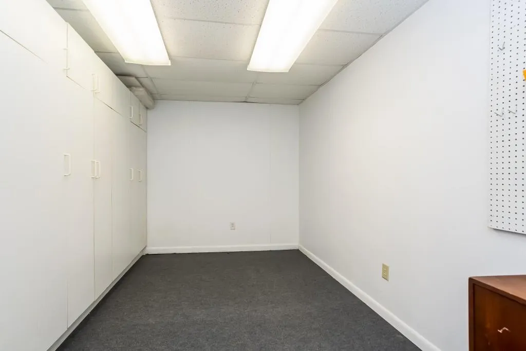 4740 Merlendale Drive, Sandy Springs, Georgia 30327, 4 Bedrooms Bedrooms, ,3 BathroomsBathrooms,Residential,Sold,4740 Merlendale Drive,5947376