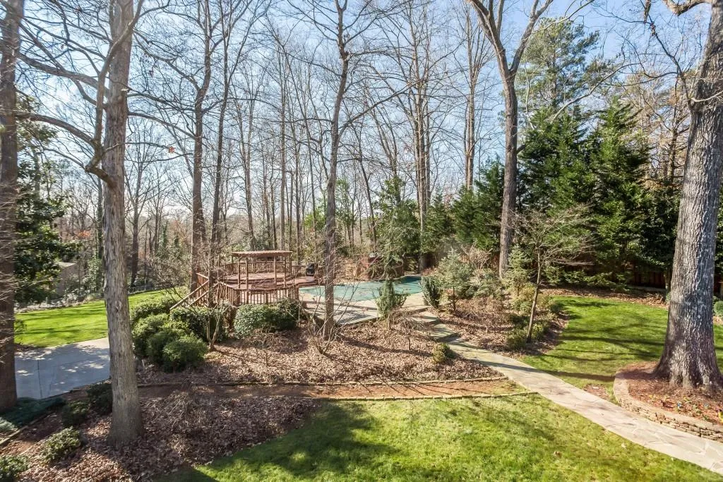 4740 Merlendale Drive, Sandy Springs, Georgia 30327, 4 Bedrooms Bedrooms, ,3 BathroomsBathrooms,Residential,Sold,4740 Merlendale Drive,5947376