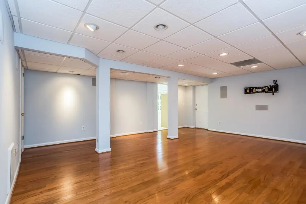 4740 Merlendale Drive, Sandy Springs, Georgia 30327, 4 Bedrooms Bedrooms, ,3 BathroomsBathrooms,Residential,Sold,4740 Merlendale Drive,5947376