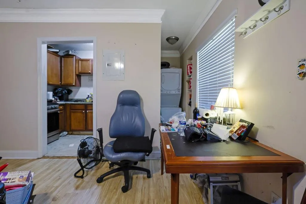 6980 Roswell Road Unit B11, Atlanta, Georgia 30328, 1 Bedroom Bedrooms, ,1 BathroomBathrooms,Residential,For Sale,6980 Roswell Road Unit B11,7752355