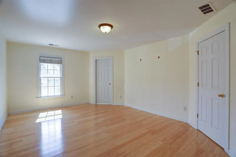 300 Wembley Circle, Sandy Springs, Georgia 30328, 6 Bedrooms Bedrooms, ,5 BathroomsBathrooms,Residential,Sold,300 Wembley Circle,6651452