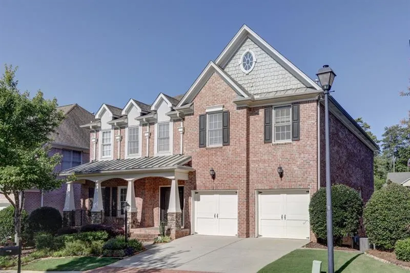 300 Wembley Circle, Sandy Springs, Georgia 30328, 6 Bedrooms Bedrooms, ,5 BathroomsBathrooms,Residential,Sold,300 Wembley Circle,6651452