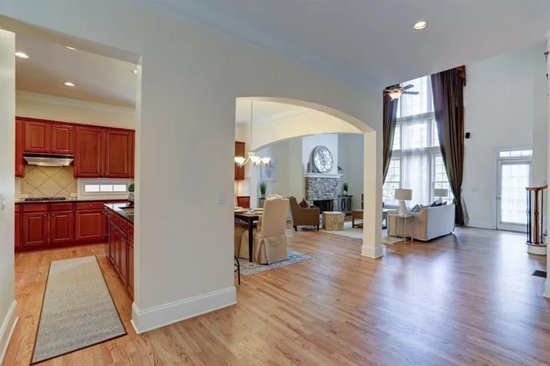 300 Wembley Circle, Sandy Springs, Georgia 30328, 6 Bedrooms Bedrooms, ,5 BathroomsBathrooms,Residential,Sold,300 Wembley Circle,6651452