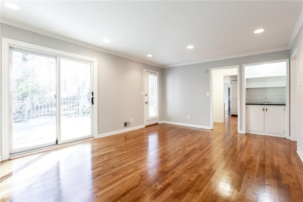 1275 Old Woodbine Road, Atlanta, Georgia 30319, 5 Bedrooms Bedrooms, ,4 BathroomsBathrooms,Residential,Sold,1275 Old Woodbine Road,6980501