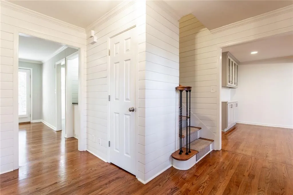 1275 Old Woodbine Road, Atlanta, Georgia 30319, 5 Bedrooms Bedrooms, ,4 BathroomsBathrooms,Residential,Sold,1275 Old Woodbine Road,6980501