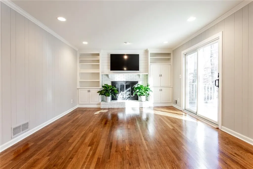 1275 Old Woodbine Road, Atlanta, Georgia 30319, 5 Bedrooms Bedrooms, ,4 BathroomsBathrooms,Residential,Sold,1275 Old Woodbine Road,6980501