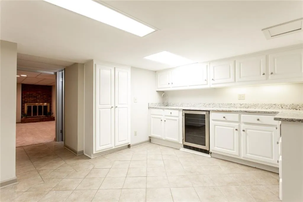 1275 Old Woodbine Road, Atlanta, Georgia 30319, 5 Bedrooms Bedrooms, ,4 BathroomsBathrooms,Residential,Sold,1275 Old Woodbine Road,6980501