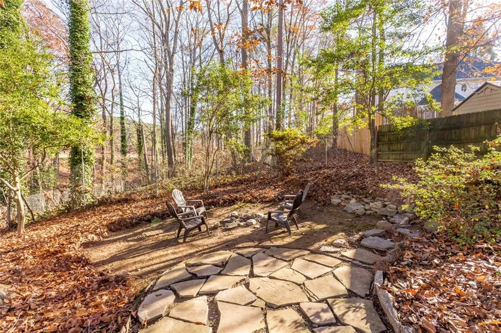 1275 Old Woodbine Road, Atlanta, Georgia 30319, 5 Bedrooms Bedrooms, ,4 BathroomsBathrooms,Residential,Sold,1275 Old Woodbine Road,6980501