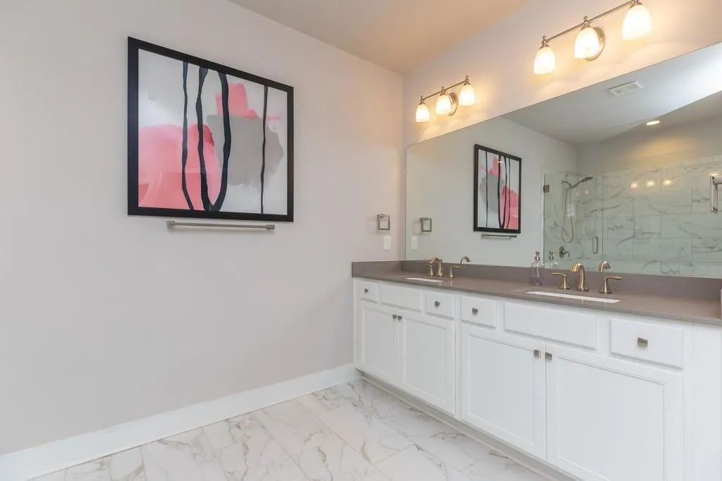 5736 Taylor Way Unit #11, Sandy Springs, Georgia 30342, 3 Bedrooms Bedrooms, ,2 BathroomsBathrooms,Residential,Sold,5736 Taylor Way Unit #11,6910688