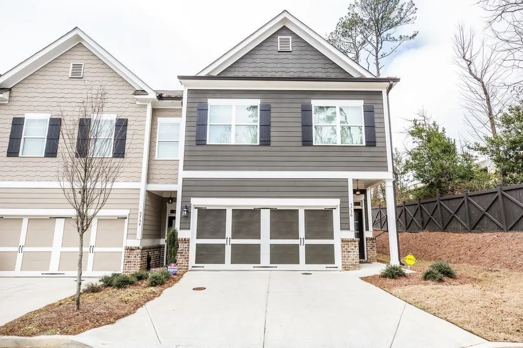 5736 Taylor Way Unit #11, Sandy Springs, Georgia 30342, 3 Bedrooms Bedrooms, ,2 BathroomsBathrooms,Residential,Sold,5736 Taylor Way Unit #11,6910688
