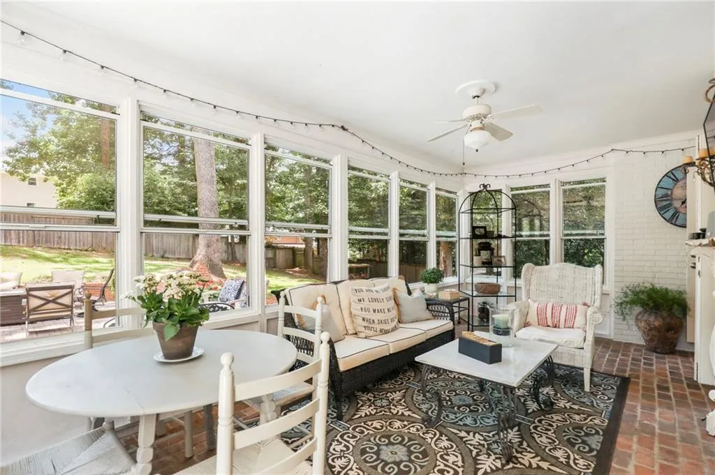 6455 River Chase Circle, Sandy Springs, Georgia 30328, 5 Bedrooms Bedrooms, ,5 BathroomsBathrooms,Residential,Sold,6455 River Chase Circle,6739497