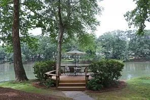 6455 River Chase Circle, Sandy Springs, Georgia 30328, 5 Bedrooms Bedrooms, ,5 BathroomsBathrooms,Residential,Sold,6455 River Chase Circle,6739497