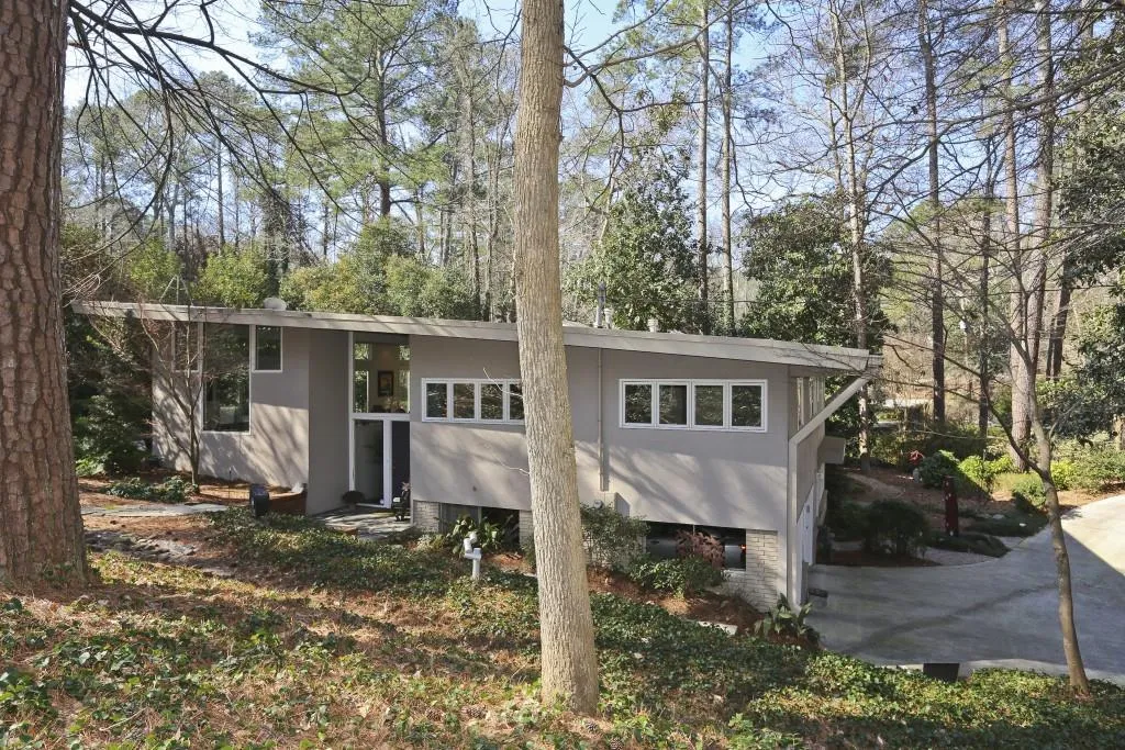 1125 Ferncliff Road Ne, Atlanta, Georgia 30324, 5 Bedrooms Bedrooms, ,3 BathroomsBathrooms,Residential,Sold,1125 Ferncliff Road Ne,5651561