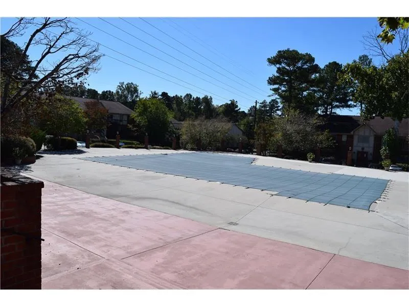 6851 Roswell Road Unit J15, Atlanta, Georgia 30328, 1 Bedroom Bedrooms, ,1 BathroomBathrooms,Residential,Sold,6851 Roswell Road Unit J15,5634861