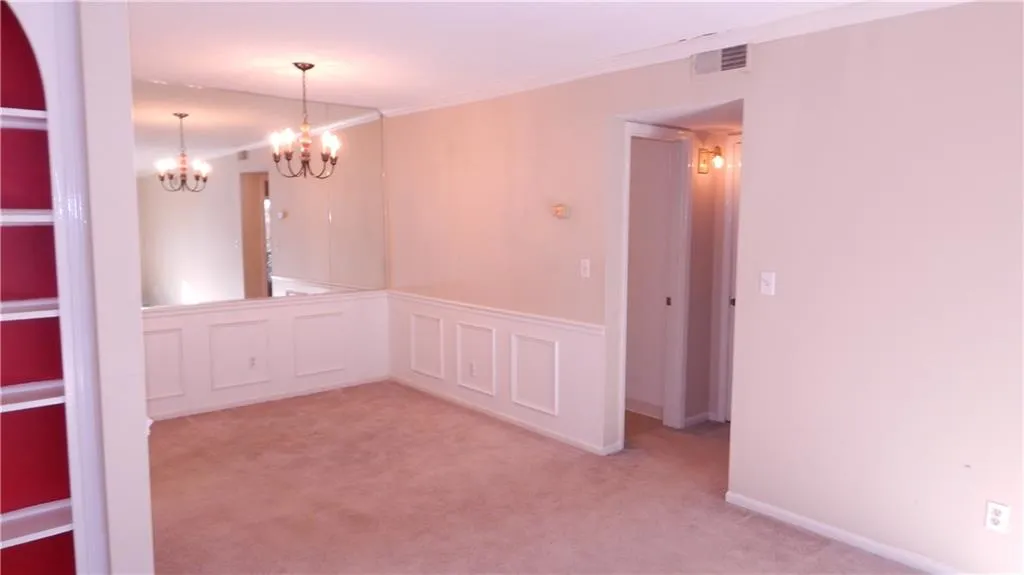 6851 Roswell Road Unit J15, Atlanta, Georgia 30328, 1 Bedroom Bedrooms, ,1 BathroomBathrooms,Residential,Sold,6851 Roswell Road Unit J15,5634861
