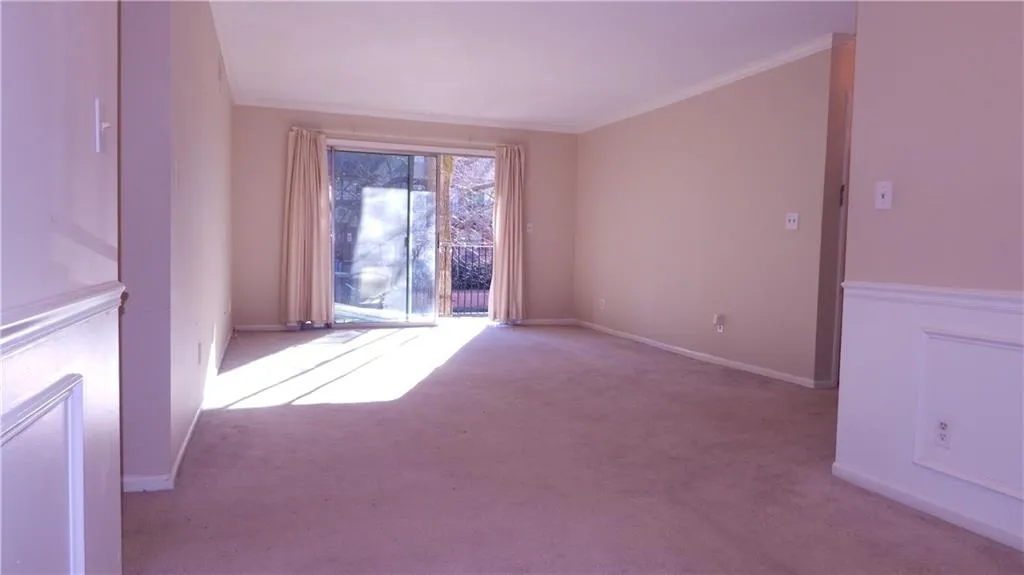 6851 Roswell Road Unit J15, Atlanta, Georgia 30328, 1 Bedroom Bedrooms, ,1 BathroomBathrooms,Residential,Sold,6851 Roswell Road Unit J15,5634861