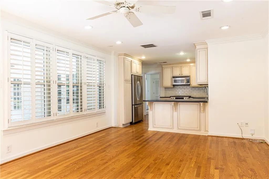 770 E Powderhorn Road, Atlanta, Georgia 30342, 3 Bedrooms Bedrooms, ,2 BathroomsBathrooms,Residential,Sold,770 E Powderhorn Road,7228075