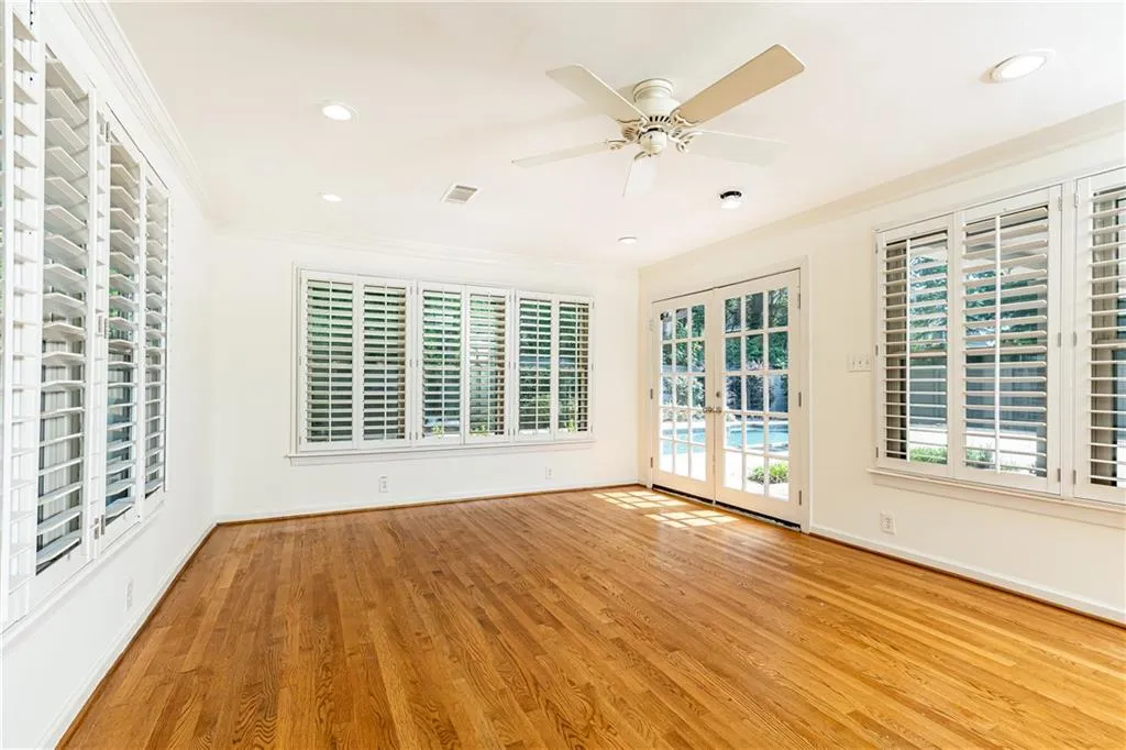 770 E Powderhorn Road, Atlanta, Georgia 30342, 3 Bedrooms Bedrooms, ,2 BathroomsBathrooms,Residential,Sold,770 E Powderhorn Road,7228075