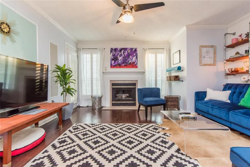 207 Granville Court Unit 207, Atlanta, Georgia 30328, 1 Bedroom Bedrooms, ,1 BathroomBathrooms,Residential,Sold,207 Granville Court Unit 207,6041357