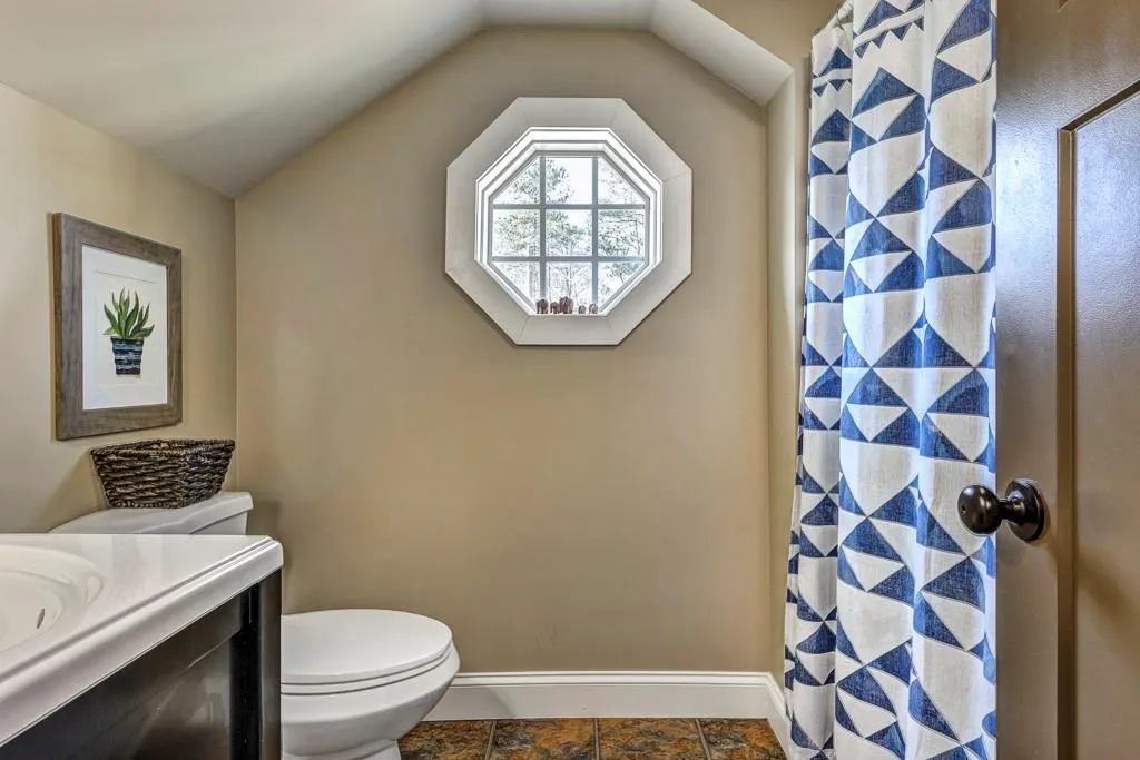 370 Windsor Parkway, Atlanta, Georgia 30342, 3 Bedrooms Bedrooms, ,3 BathroomsBathrooms,Residential,Sold,370 Windsor Parkway,6815812