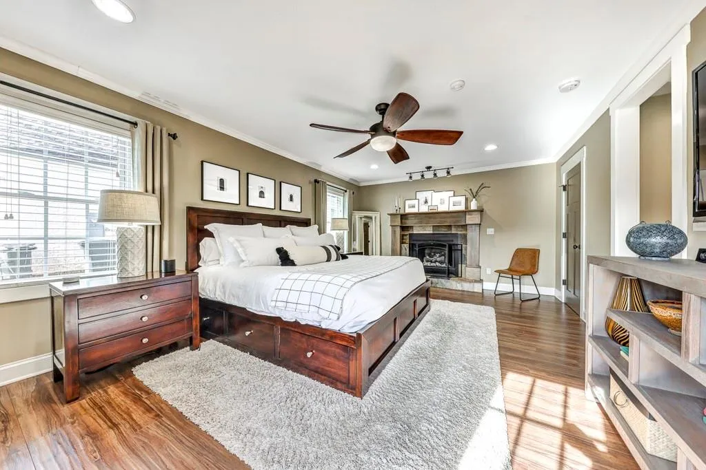 370 Windsor Parkway, Atlanta, Georgia 30342, 3 Bedrooms Bedrooms, ,3 BathroomsBathrooms,Residential,Sold,370 Windsor Parkway,6815812