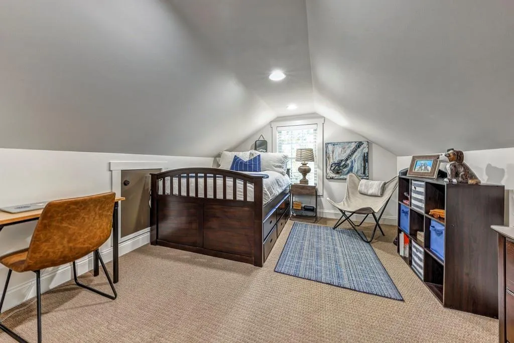 370 Windsor Parkway, Atlanta, Georgia 30342, 3 Bedrooms Bedrooms, ,3 BathroomsBathrooms,Residential,Sold,370 Windsor Parkway,6815812