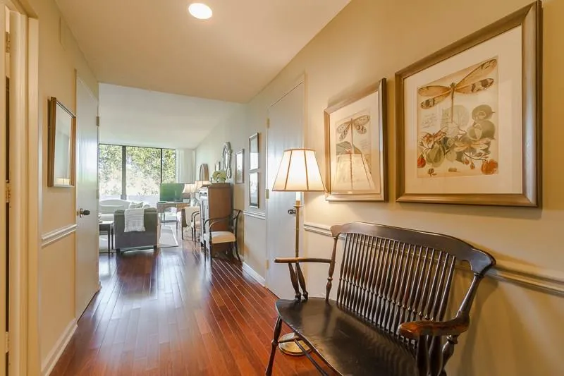 2575 Peachtree Road Ne Unit 11d, Atlanta, Georgia 30305, 1 Bedroom Bedrooms, ,1 BathroomBathrooms,Residential,Sold,2575 Peachtree Road Ne Unit 11d,5763407