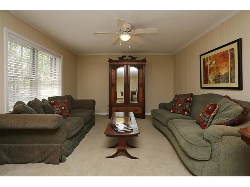 6390 Blackwater Trail, Sandy Springs, Georgia 30328, 5 Bedrooms Bedrooms, ,2 BathroomsBathrooms,Residential,Sold,6390 Blackwater Trail,5819580