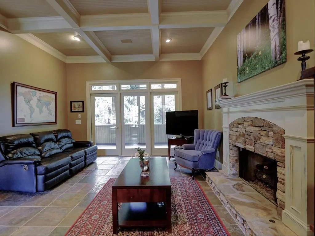 725 Hunting View Pointe, Sandy Springs, Georgia 30328, 4 Bedrooms Bedrooms, ,4 BathroomsBathrooms,Residential,Sold,725 Hunting View Pointe,6034114