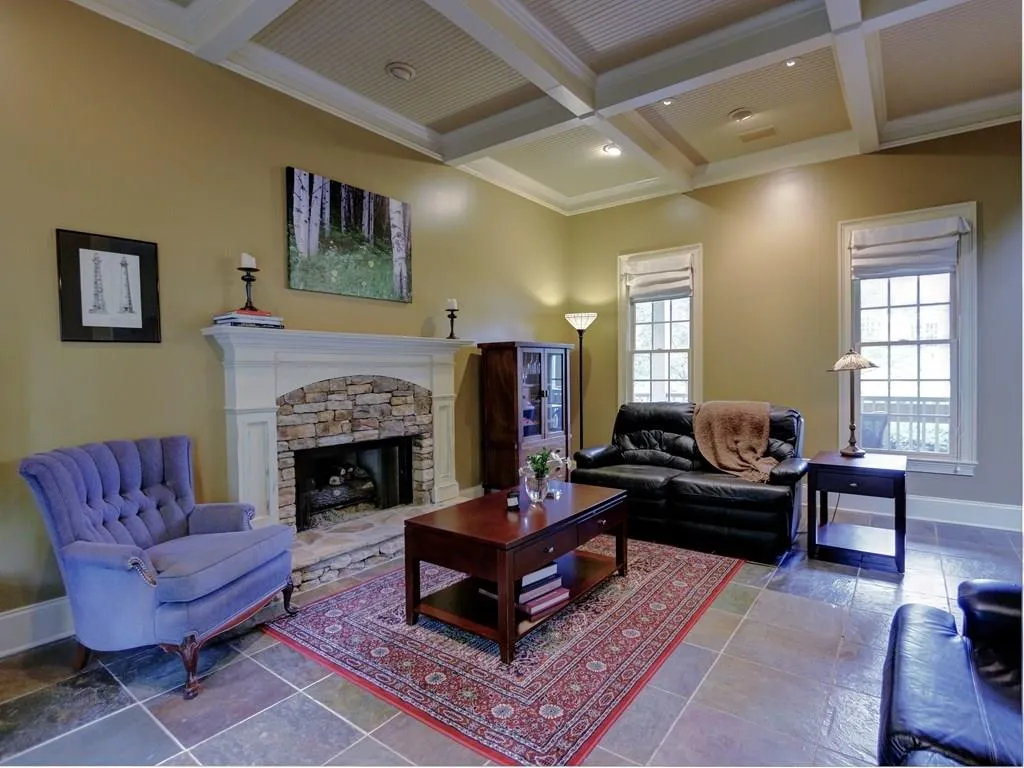 725 Hunting View Pointe, Sandy Springs, Georgia 30328, 4 Bedrooms Bedrooms, ,4 BathroomsBathrooms,Residential,Sold,725 Hunting View Pointe,6034114